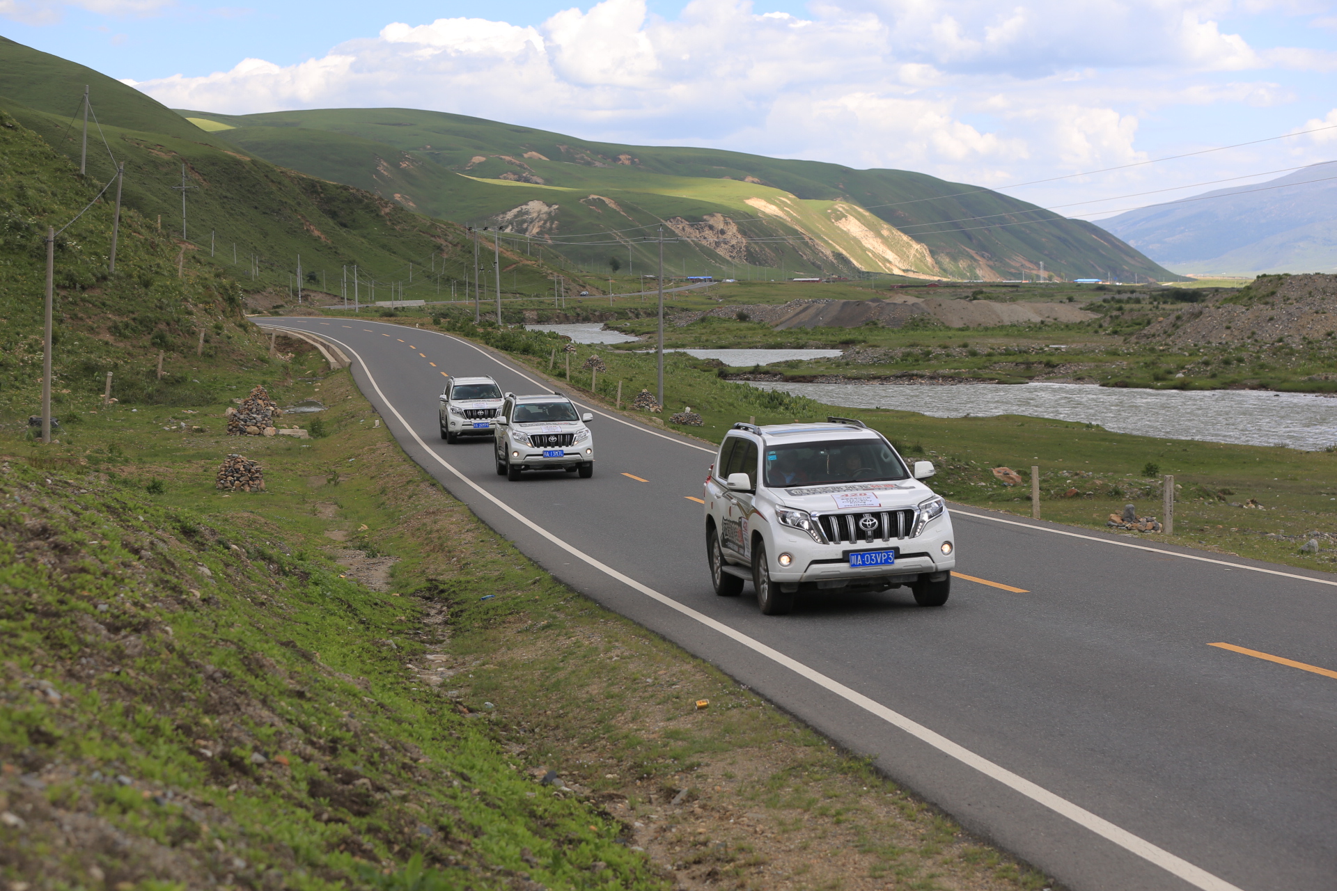 成都租辆普拉多自驾西藏,花费令人咋舌,抵得上小白一年工资(图6) 普拉多川藏线租车费用分析_普拉多自驾川藏线费用_租车费用多少钱一天