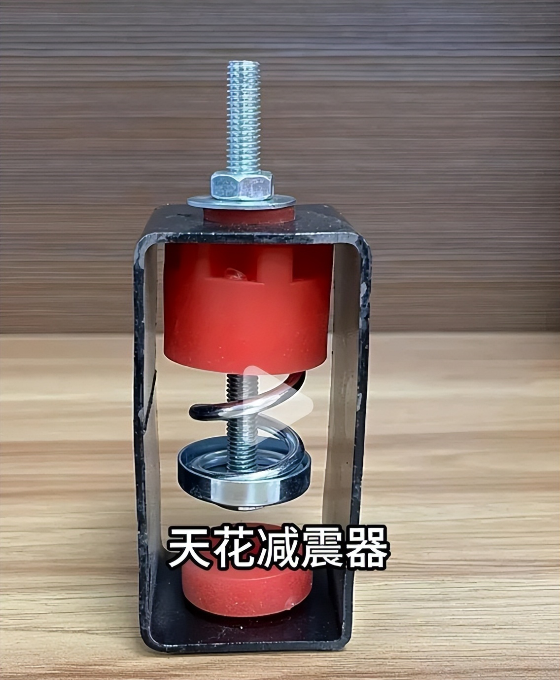 隔音吊顶营销陷阱_矿棉板吊顶收边_隔音吊顶效果评估