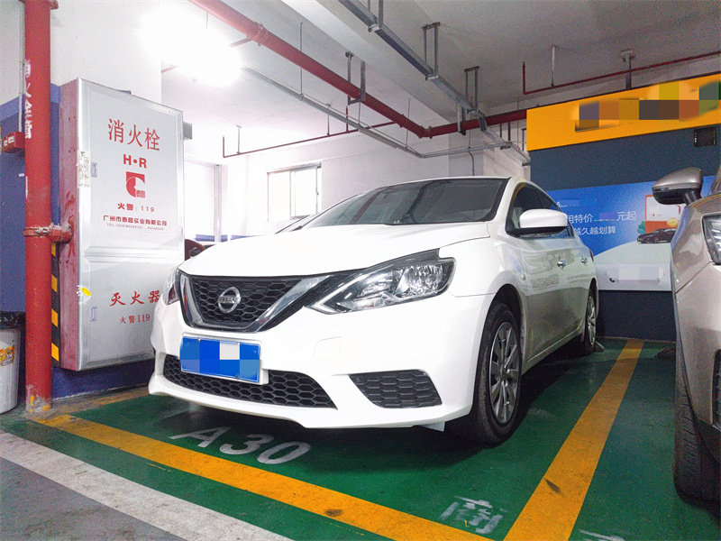 99元租一辆合资车?高速发飘差点吓哭 租车这些坑可别踩!(图5) 租车费用多少钱一天_租车避雷指南_租100元车体验