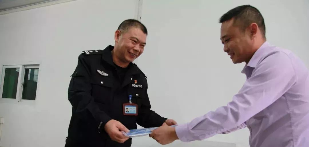 临时号牌办理流程_车没买车船税是什么后果_机动车上牌所需资料