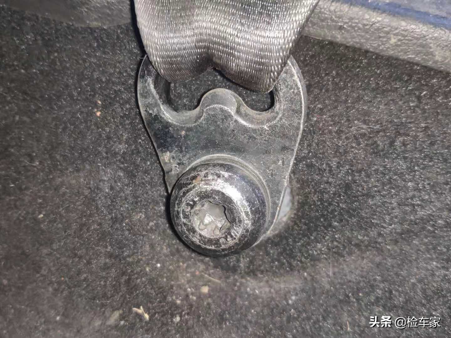 经典福克斯车保险杠_福克斯车况评估_二手福克斯检测