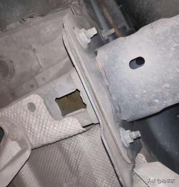 二手福克斯检测_经典福克斯车保险杠_福克斯车况评估