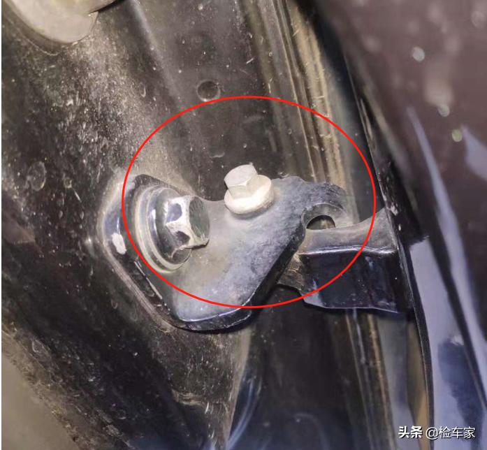 经典福克斯车保险杠_福克斯车况评估_二手福克斯检测