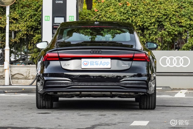 奥迪a7敞篷跑车_奥迪A7内饰配置_奥迪A7外观设计