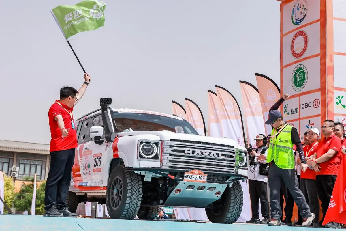 三大品牌征战2025环塔 长城汽车越野IP再上大分