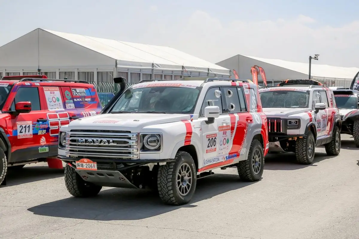 三大品牌征战2025环塔 长城汽车越野IP再上大分