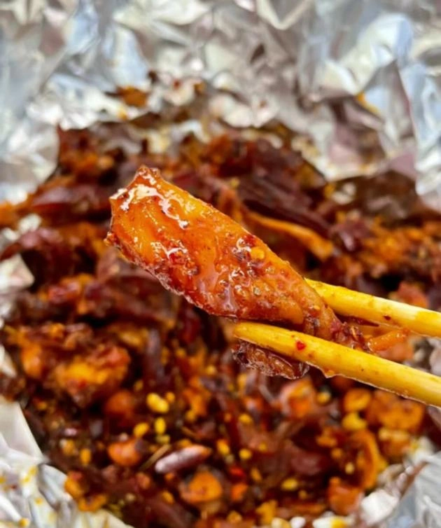 四川吃兔指南成都本地篇|物尽其用是对兔子的尊重(内附成都吃兔地图)(图15) 成都宵夜吃兔头_成都兔肉美食文化_红油兔丁特色做法