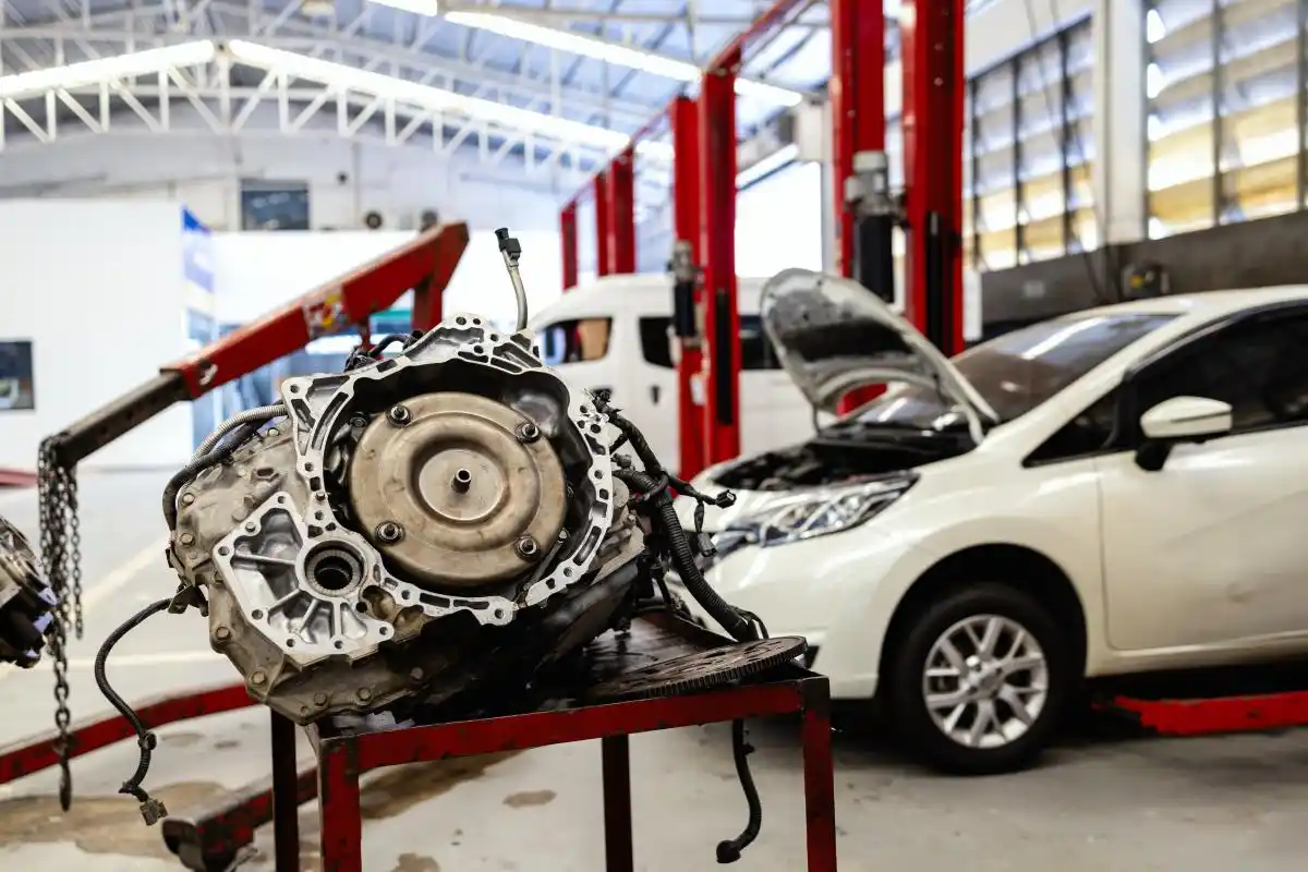 汽修行业未来有前途吗(图2) 4s店修车有前途吗_汽车修理行业市场前景_4S店与私人小修理店对比