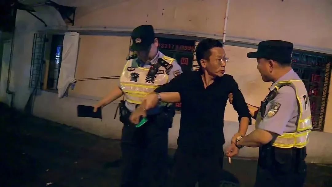 热议下的《治安管理处罚法》修订,有哪些值得关注的问题?(图6) 人民警察法拟大修_治安管理处罚法 特殊地位 _ 治安管理处罚法 与刑法关系