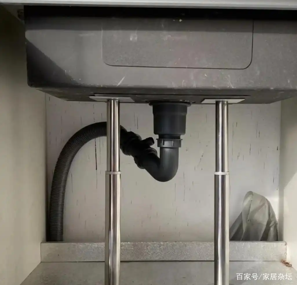 建议:厨房水槽安装,参照这3步!耐看还耐用,关键是结实(图11) 台面开孔步骤_厨房水槽尺寸确认_安装水槽水龙头