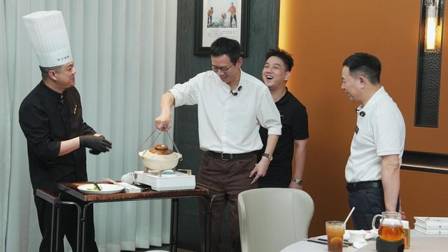 长沙徐记海鲜总店_餐饮行业二代接班_家族企业传承