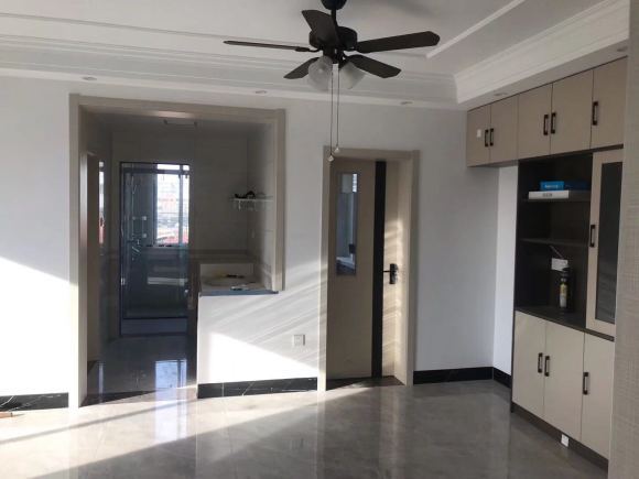 简装省钱攻略_厨房卫生间简装_装修硬装三个月