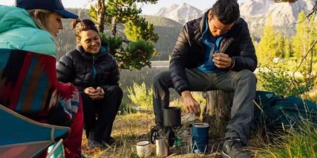 Skyscanner Hipcamp AllTrails_旅游APP推荐_旅行必备app