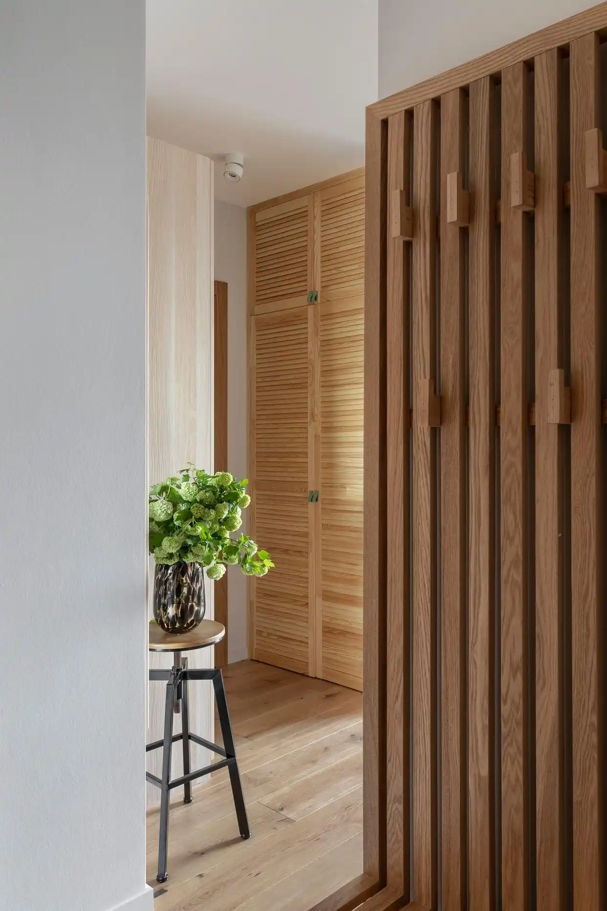 国外一居室两卫设计_小户型改造方案_一居室小公寓装修效果图