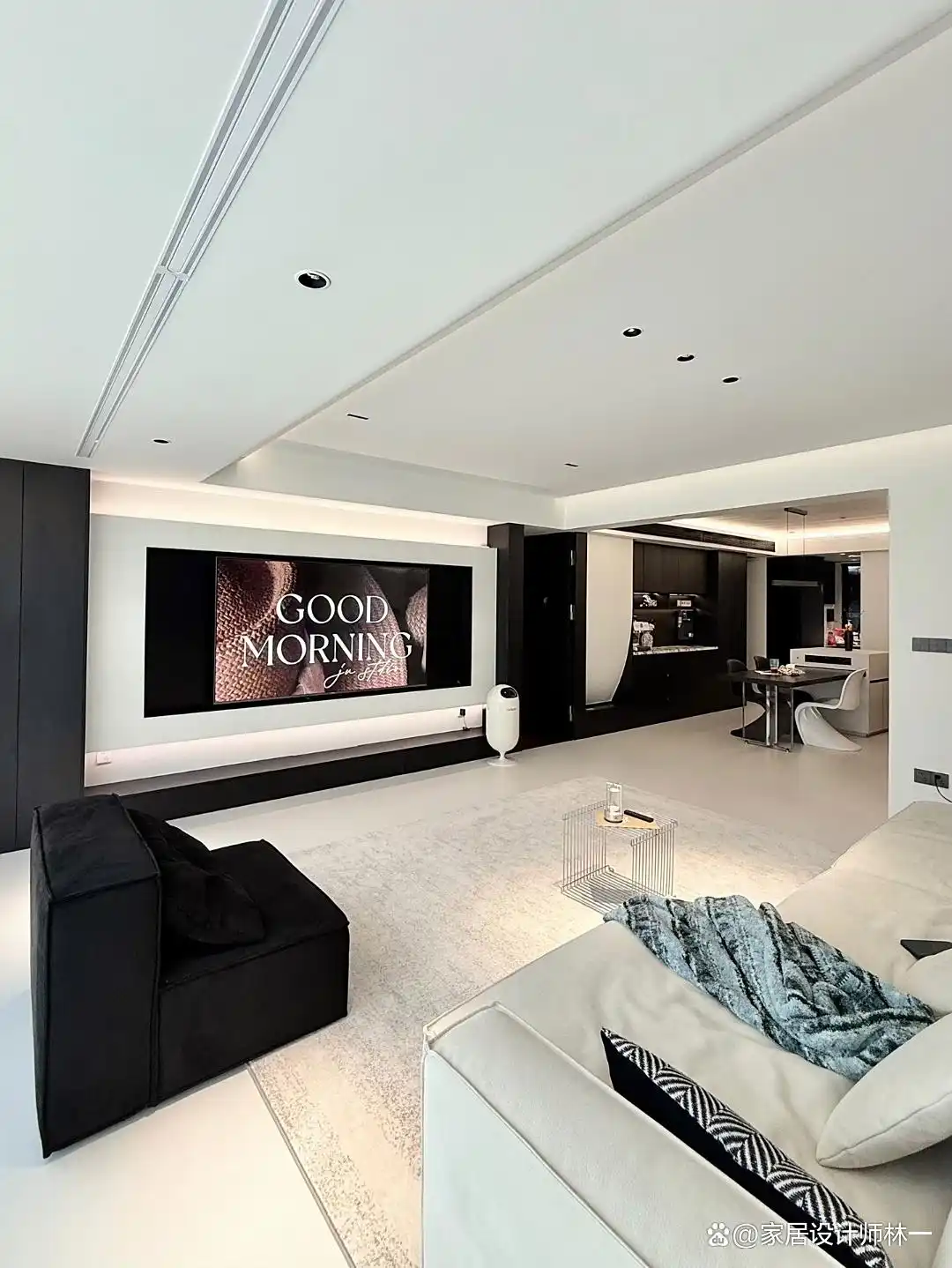 现代简约自装家_黑白极简装修案例_一居室小公寓装修效果图