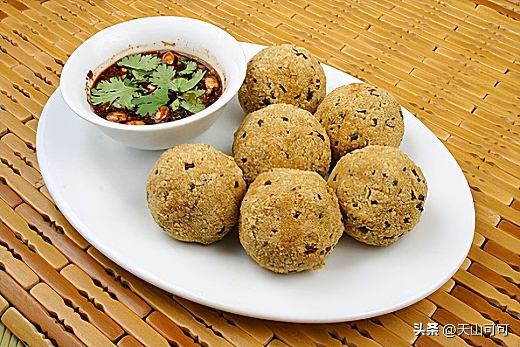 酸汤鱼做法_贵州十大名菜_中国菜肴排行榜