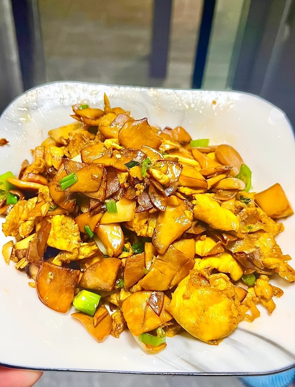 家常菜费米饭食谱_好吃到舔盘的简单家常菜做法_中国菜肴排行榜