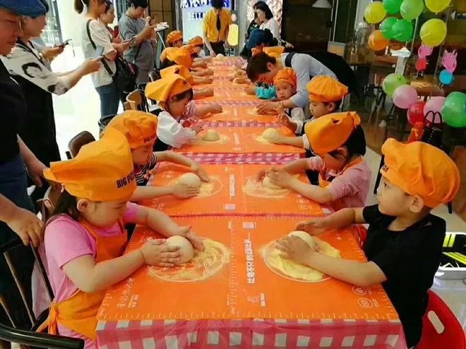 18店通用 | ¥66一大一小比格披萨DIY,现做现吃可带走,年前最后一场(图9) 比格披萨北京 搜秀_比格披萨DIY披萨体验_比格披萨亲子DIY活动