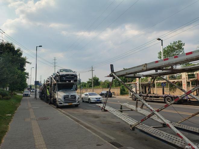 车辆保险费用_轿车托运费用计算方式_家用轿车托运注意事项