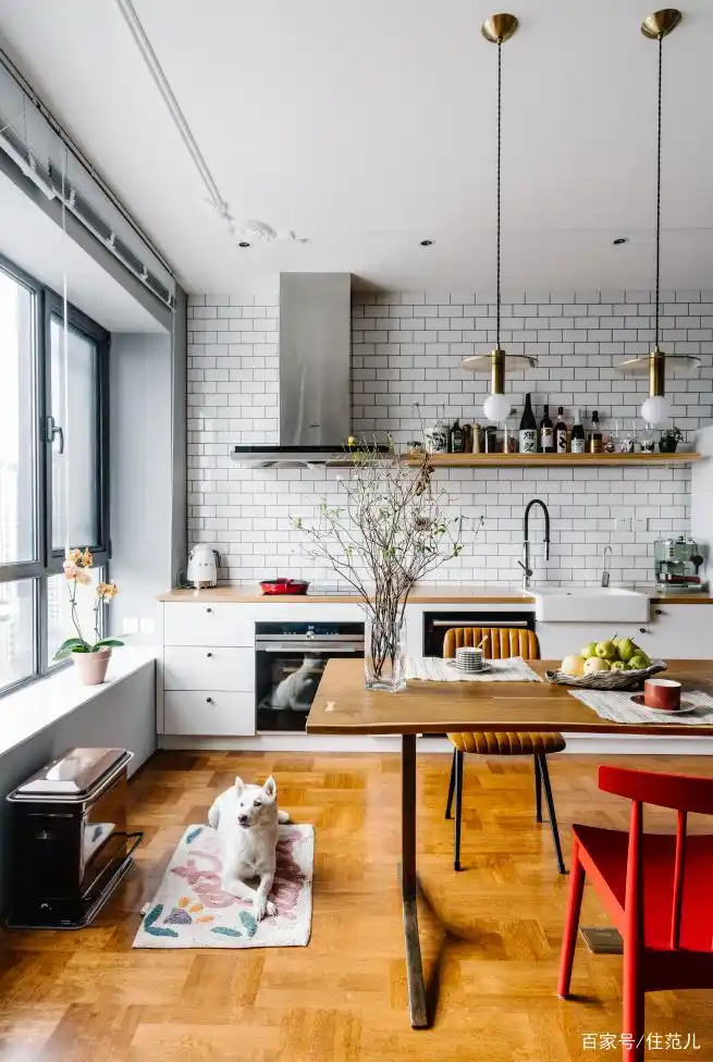 全屋开放式厨房餐厅设计_82平米小户型改造_精品小户型欧式装修