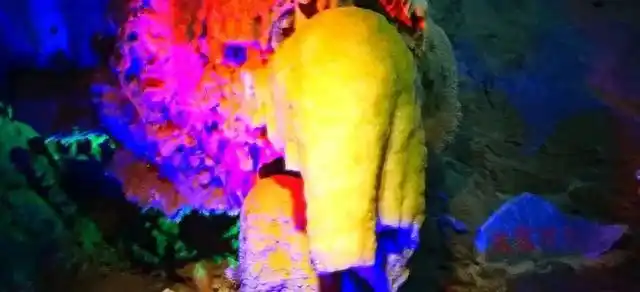 儋州网红旅游点_海南省旅游景点_洋浦千年古盐田旅游攻略