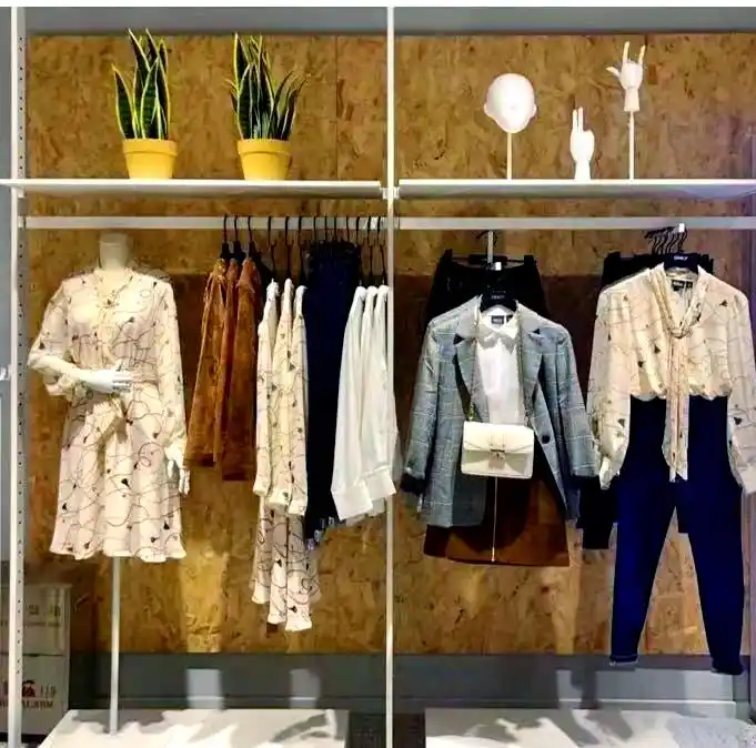 店铺陈列技巧提升指南(图8) 店铺陈列技巧_男装陈列技巧图片_挂通陈列方法