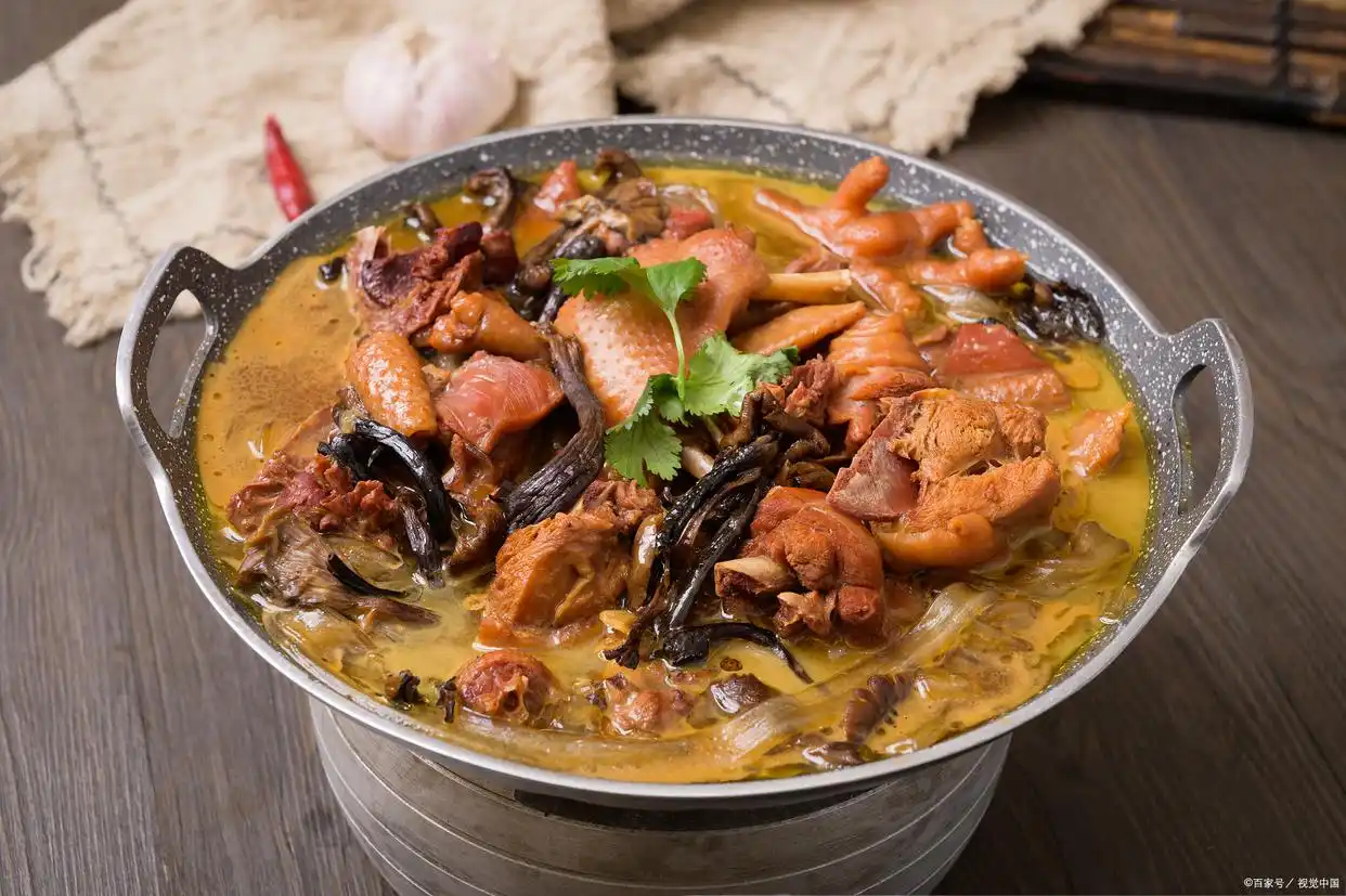 青岛十大必尝海鲜美食_青岛十大特色小吃_青岛特色小吃推荐