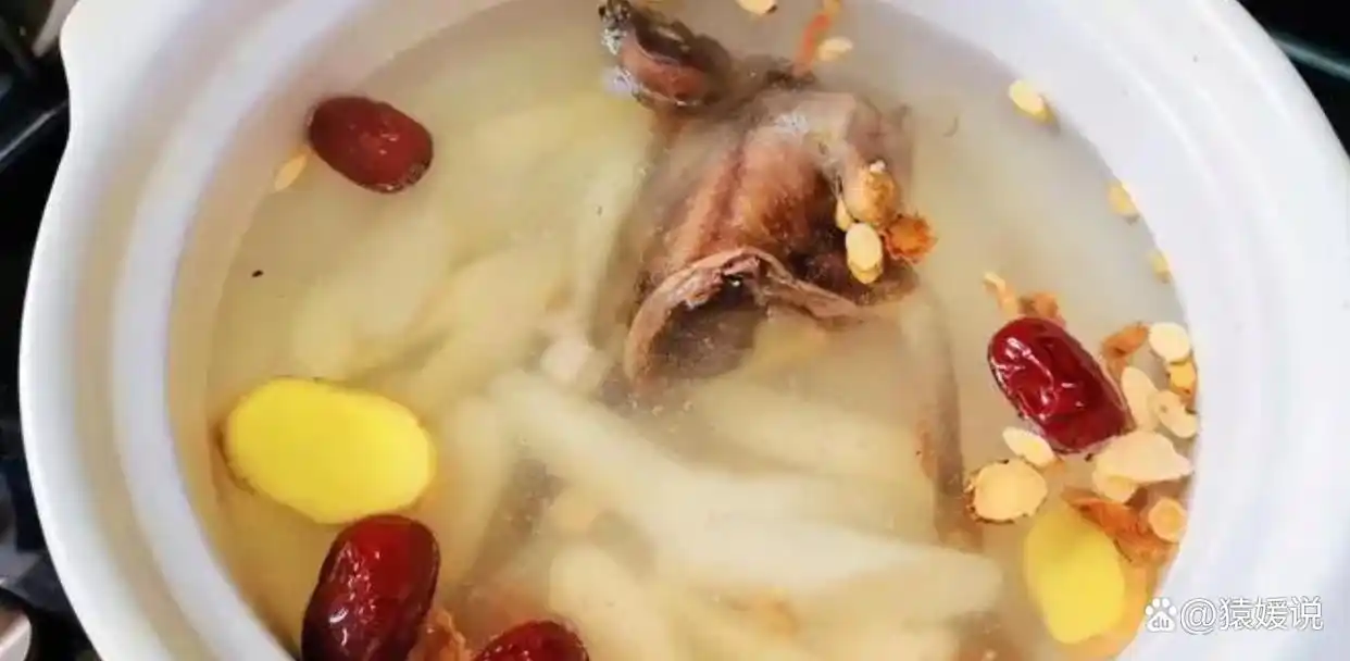 青岛特色美食介绍_青岛十大特色小吃_青岛老字号美食推荐