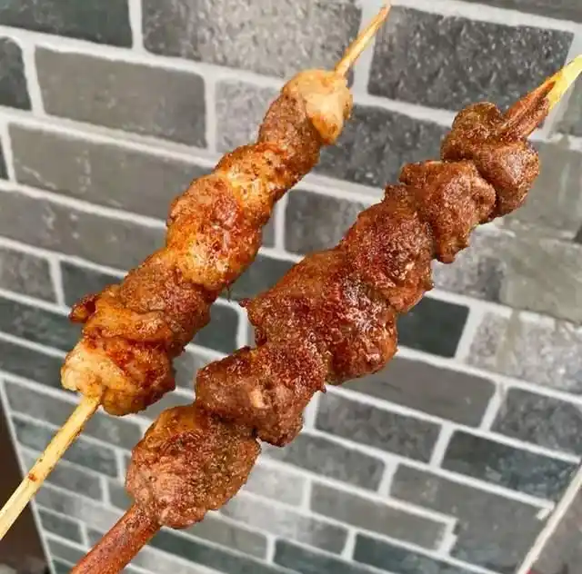 yyds!烟台人的“宵夜必点”,贴秋膘的小烧烤集合啦!(图5) 烟台527烧烤部落_烟台烧烤攻略_烟台特色烧烤