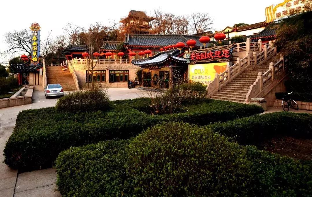 南京吃美食_南京老字号早餐_安乐园牛肉汤包