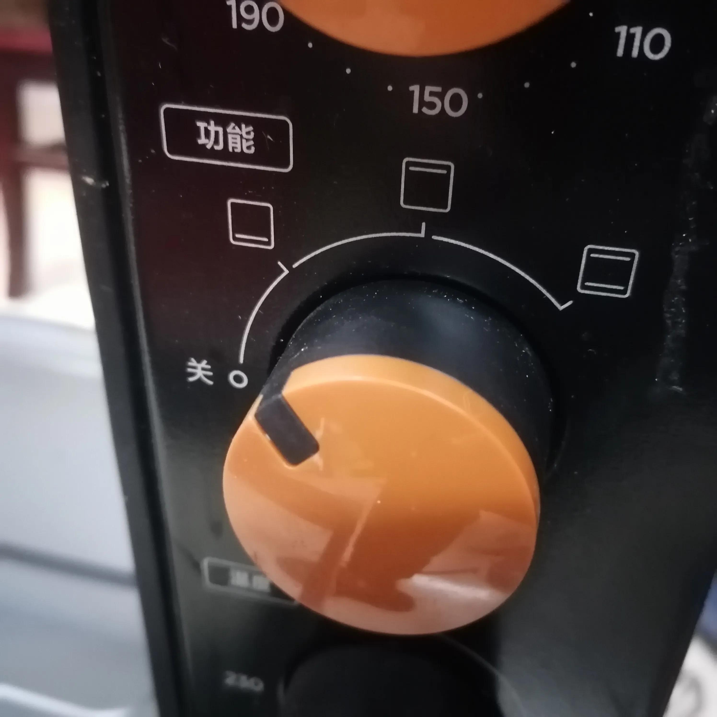 电烤箱坏了怎么修,详细拆解告诉你,看完你也会(图14) 电烤箱修理_电烤箱定时器接线柱断维修教程_美的电烤箱维修拆解