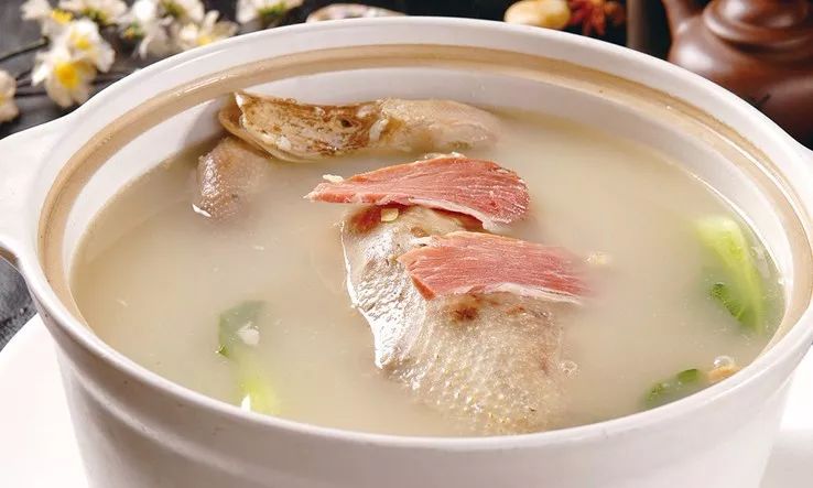 南京吃美食_老鸭煲南京特色_南京冬天美食