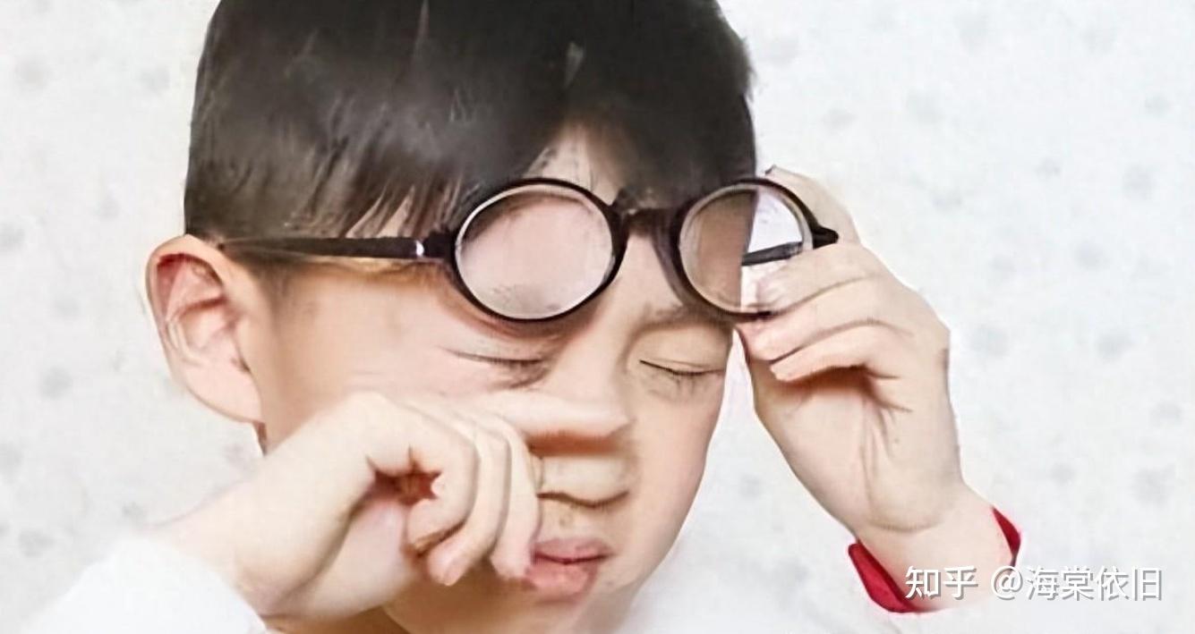 青少年青控镜片推荐_儿童近视控制镜片_儿童眼睛红痒怎么回事