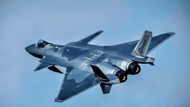 涡扇-15发动机研发历程_F-22猛禽发动机性能数据_运12f发动机