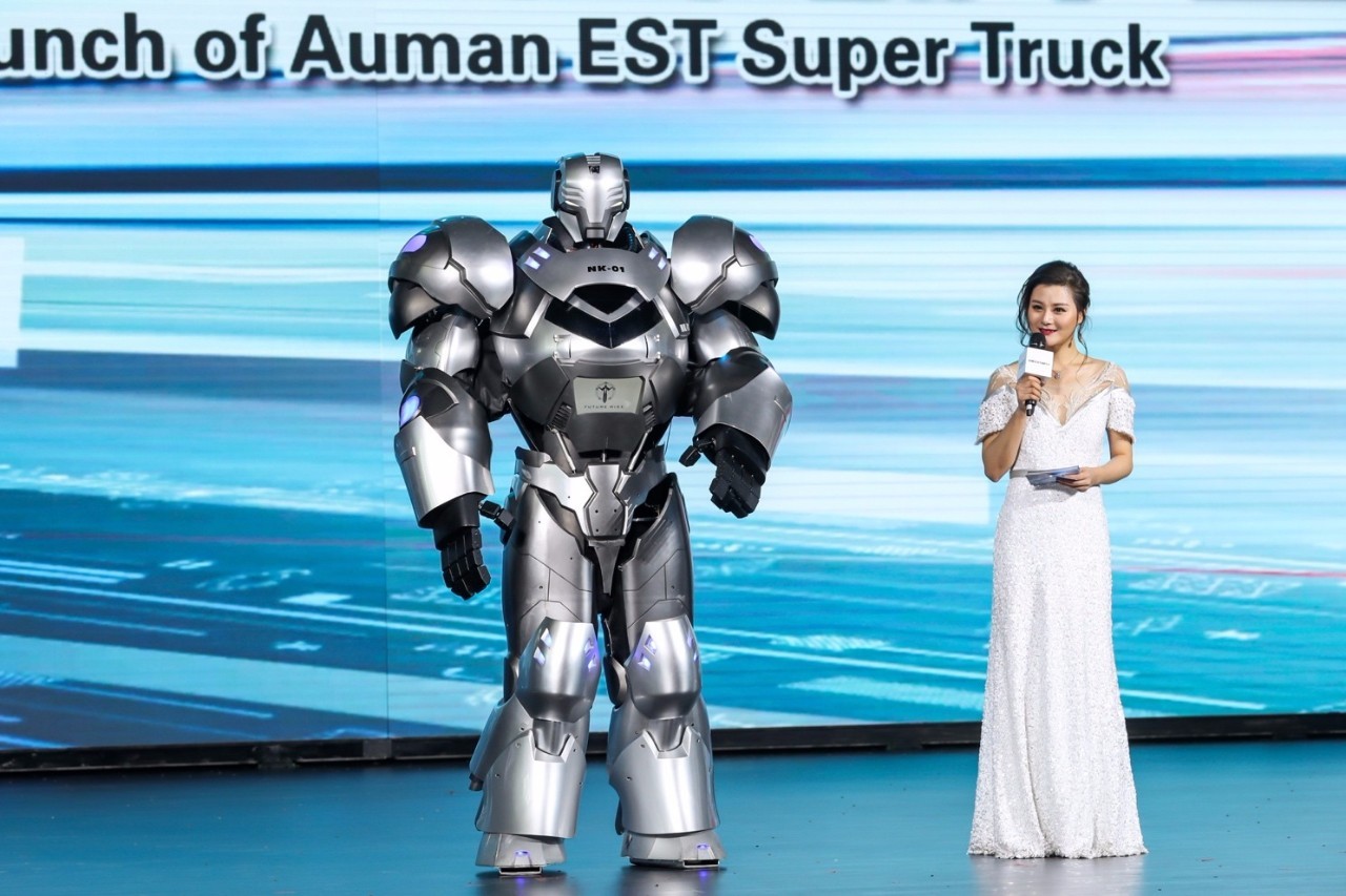 欧曼est发动机_欧曼EST超级卡车_科技时尚碰撞