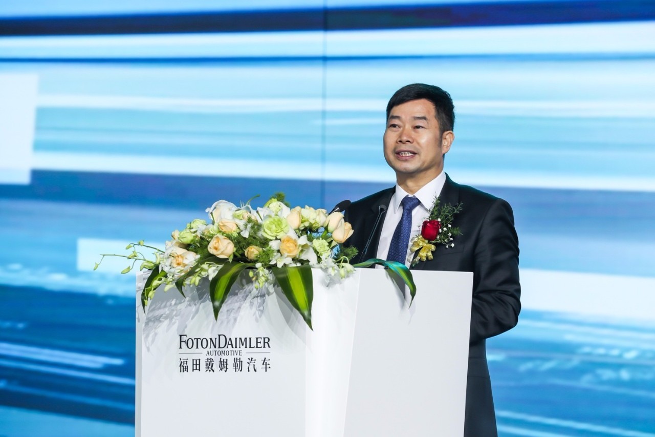 欧曼EST超级卡车_欧曼est发动机_科技时尚碰撞