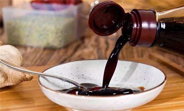 酱油选购技巧_味达美味极鲜酱油和海天生抽_味极鲜和一品鲜的区别