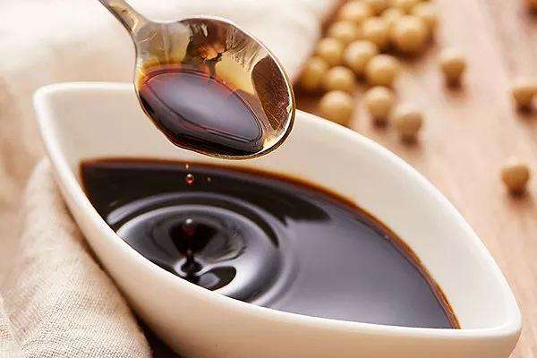 味达美味极鲜酱油和海天生抽_味极鲜和一品鲜的区别_酱油选购技巧