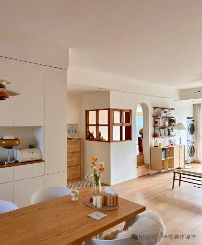 墙面装饰留白_墙面夹角小平台_转角墙体设计