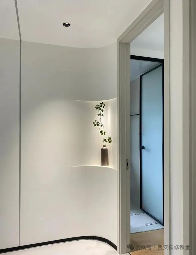 转角墙体设计_墙面夹角小平台_墙面装饰留白