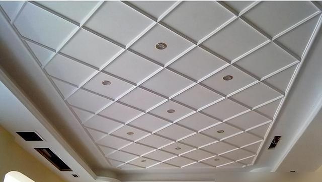 2米58净高如何改善压抑感_墙面装饰留白_2米6层高不吊顶石膏线装修