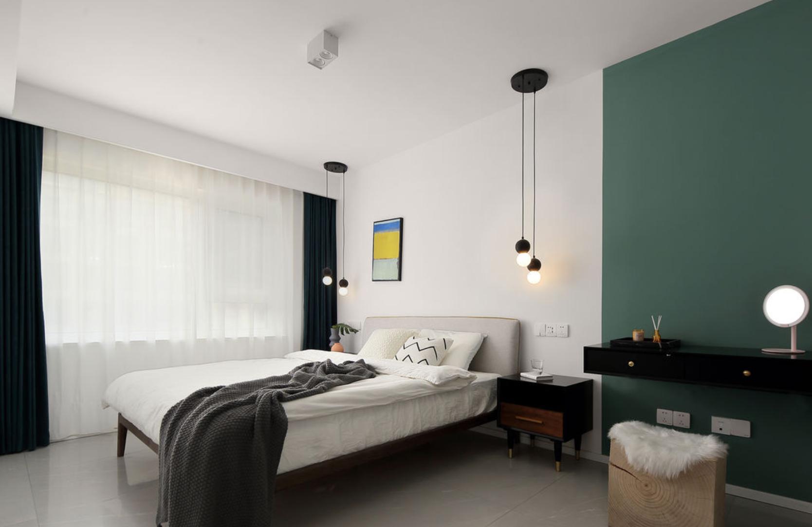 墙面装饰留白_年轻夫妇实用温馨装修设计_全房铺地砖墙面刷大白装修案例