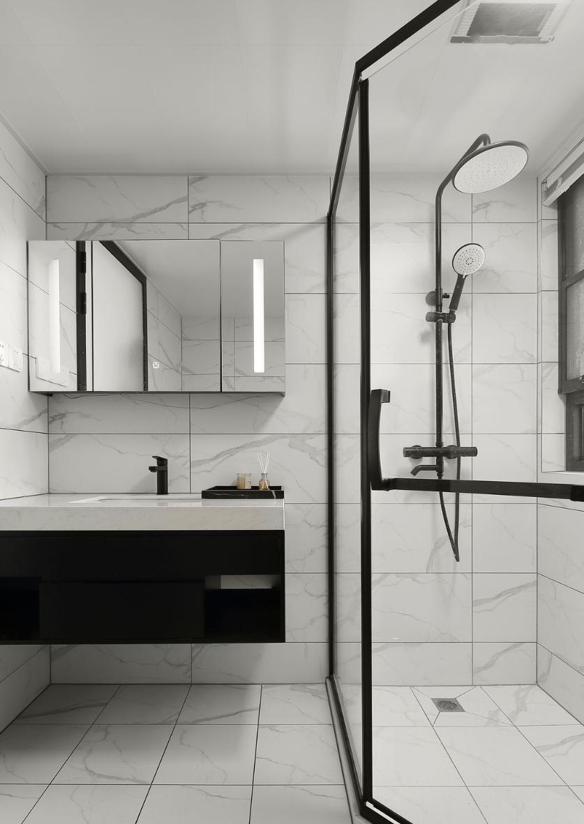 全房铺地砖墙面刷大白装修案例_墙面装饰留白_年轻夫妇实用温馨装修设计