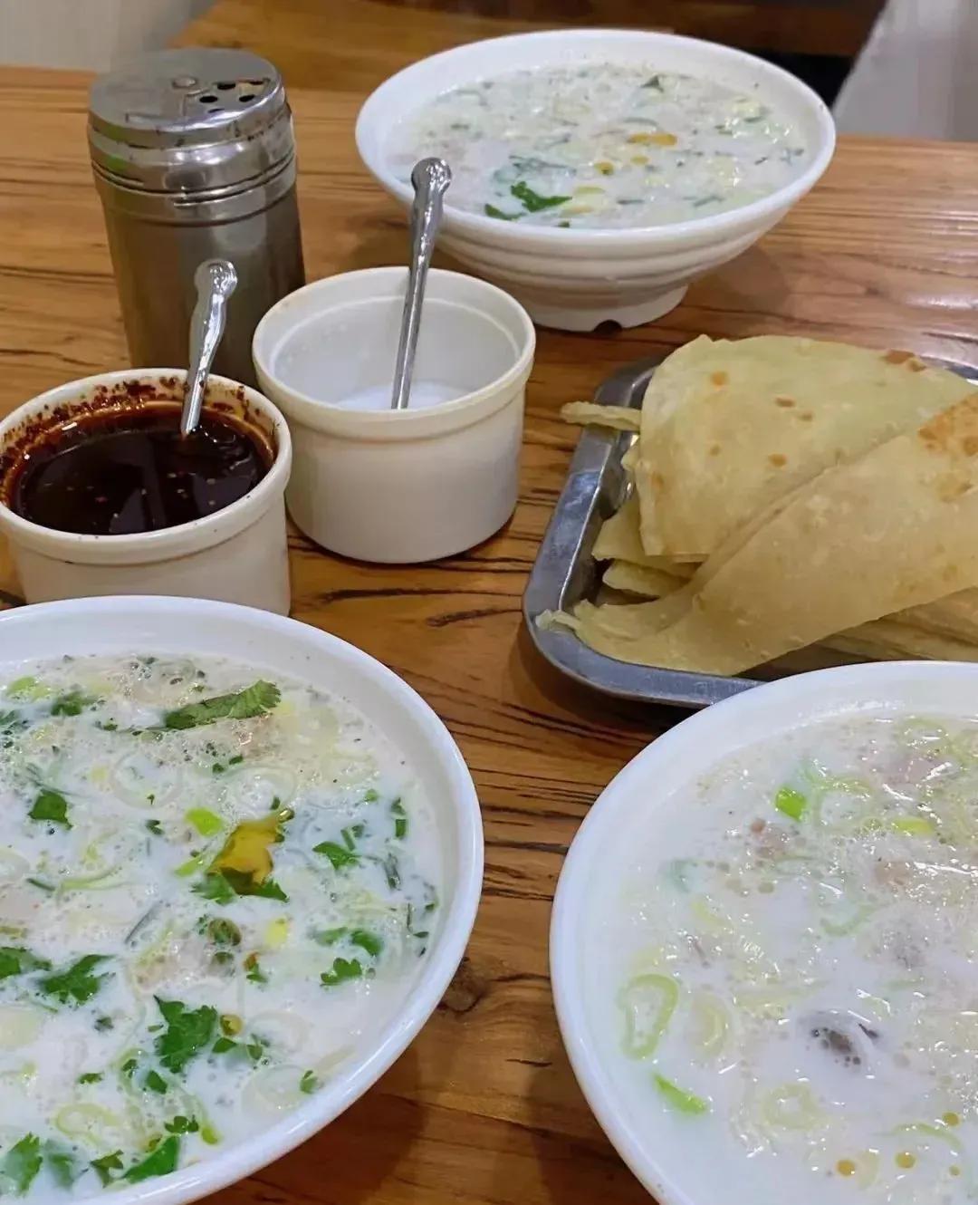 阳平胡辣汤_聊城早餐_聊城小吃 鸡蛋荷包