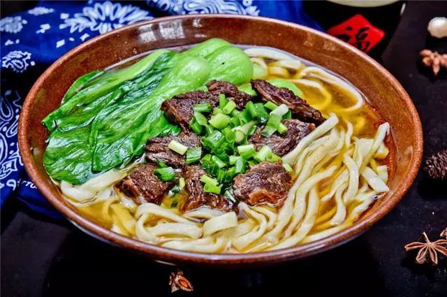 山东早餐地图_济南甜沫油旋草包包子_聊城小吃 鸡蛋荷包