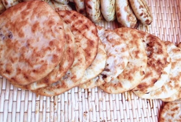 济南甜沫油旋草包包子_聊城小吃 鸡蛋荷包_山东早餐地图