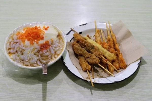 济南甜沫油旋草包包子_聊城小吃 鸡蛋荷包_山东早餐地图