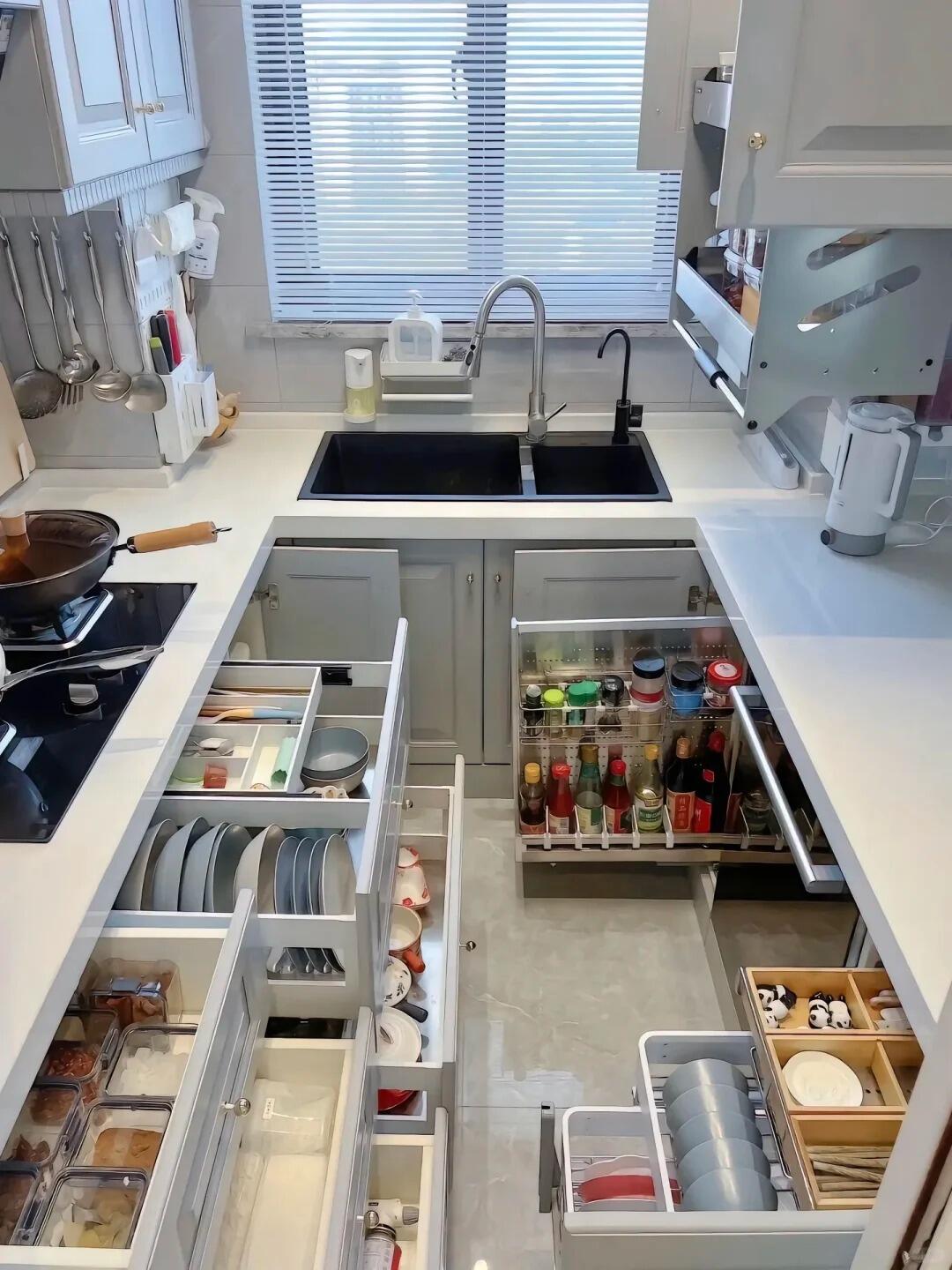 304不锈钢台面厨房_烘焙店吧台装饰图片_厨房设计不合理