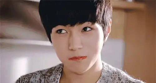 锦州著名烧烤店唐鸡头特色_锦州烧烤小国凤爪推荐_锦州老白烧烤怎么样