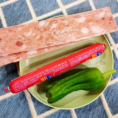 不用复杂馅料的简易火腿培根披萨(图7) 简单快手披萨做法_披萨的做法大全图解相关推荐_自制披萨食谱